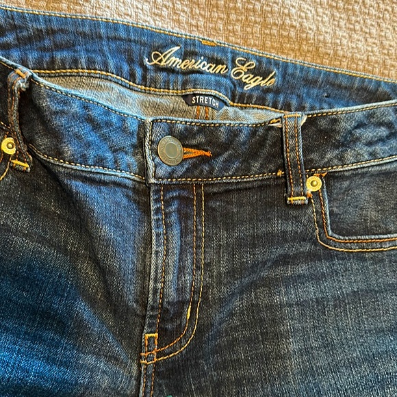 Ladies American Eagle “Favorite Boyfriend” Jeans - Picture 6 of 10